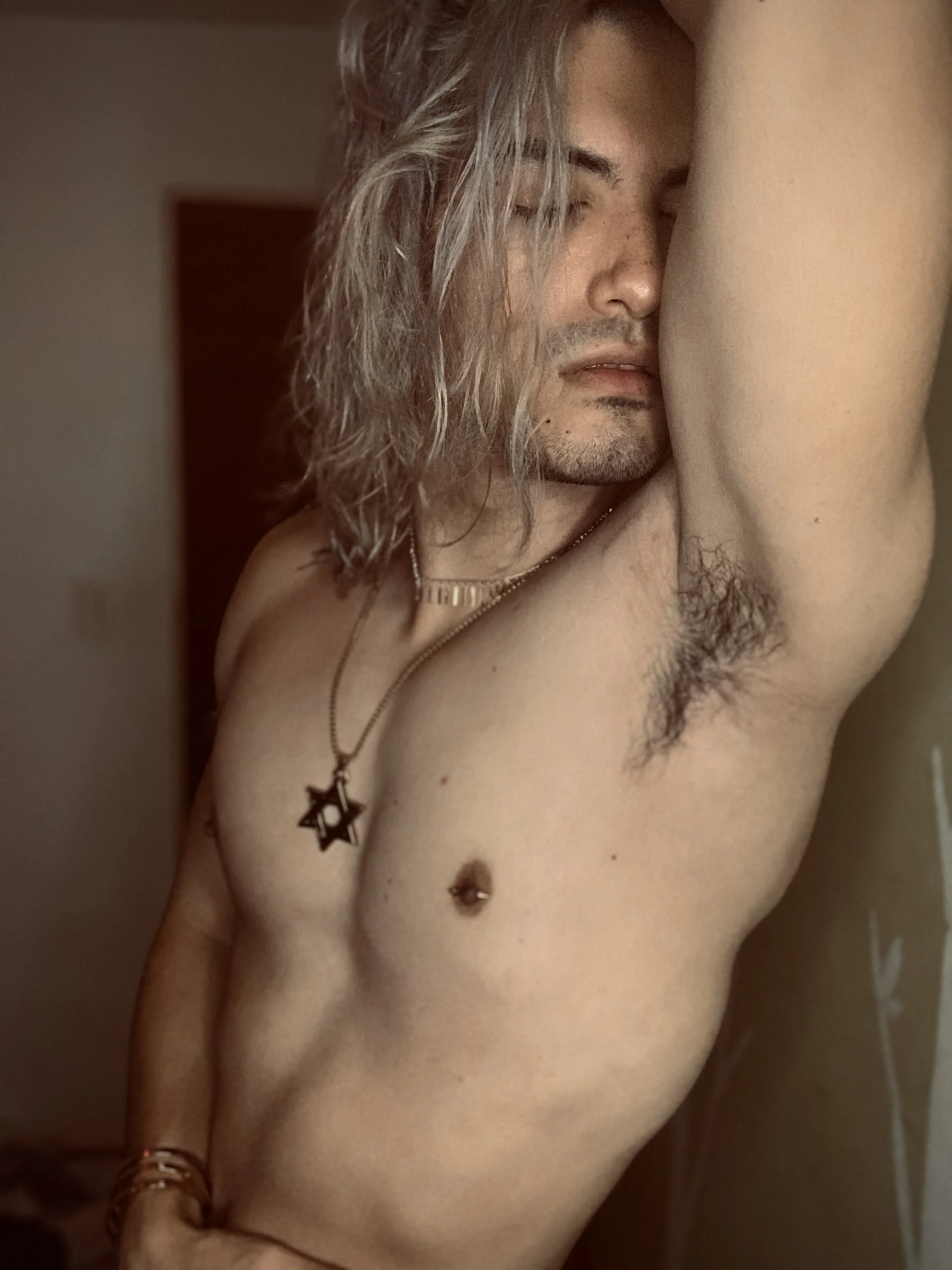 XXX Porn Photo of Nude bbbeachboy 69