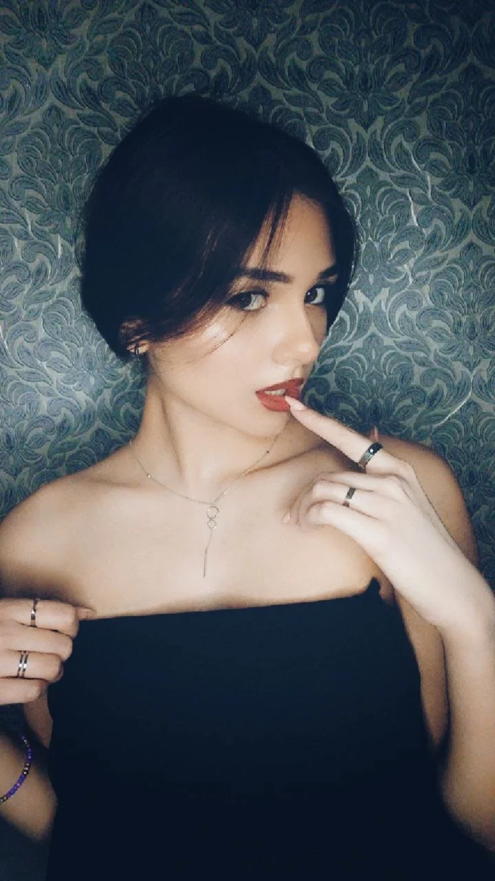 XXX Porn Photo of Nude Kitti__ 5