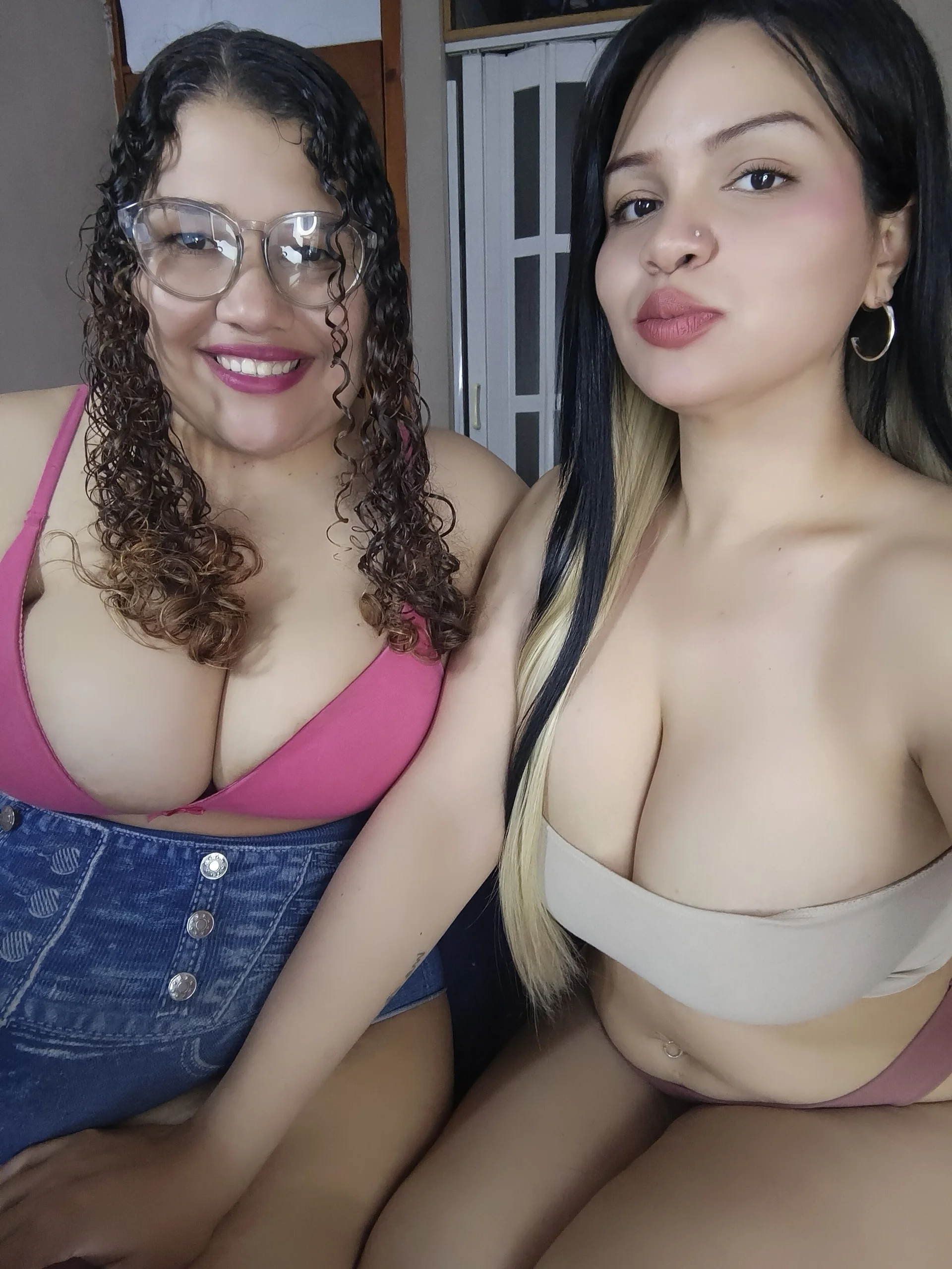 XXX Porn Photo of Nude BigBoobsLatin 27