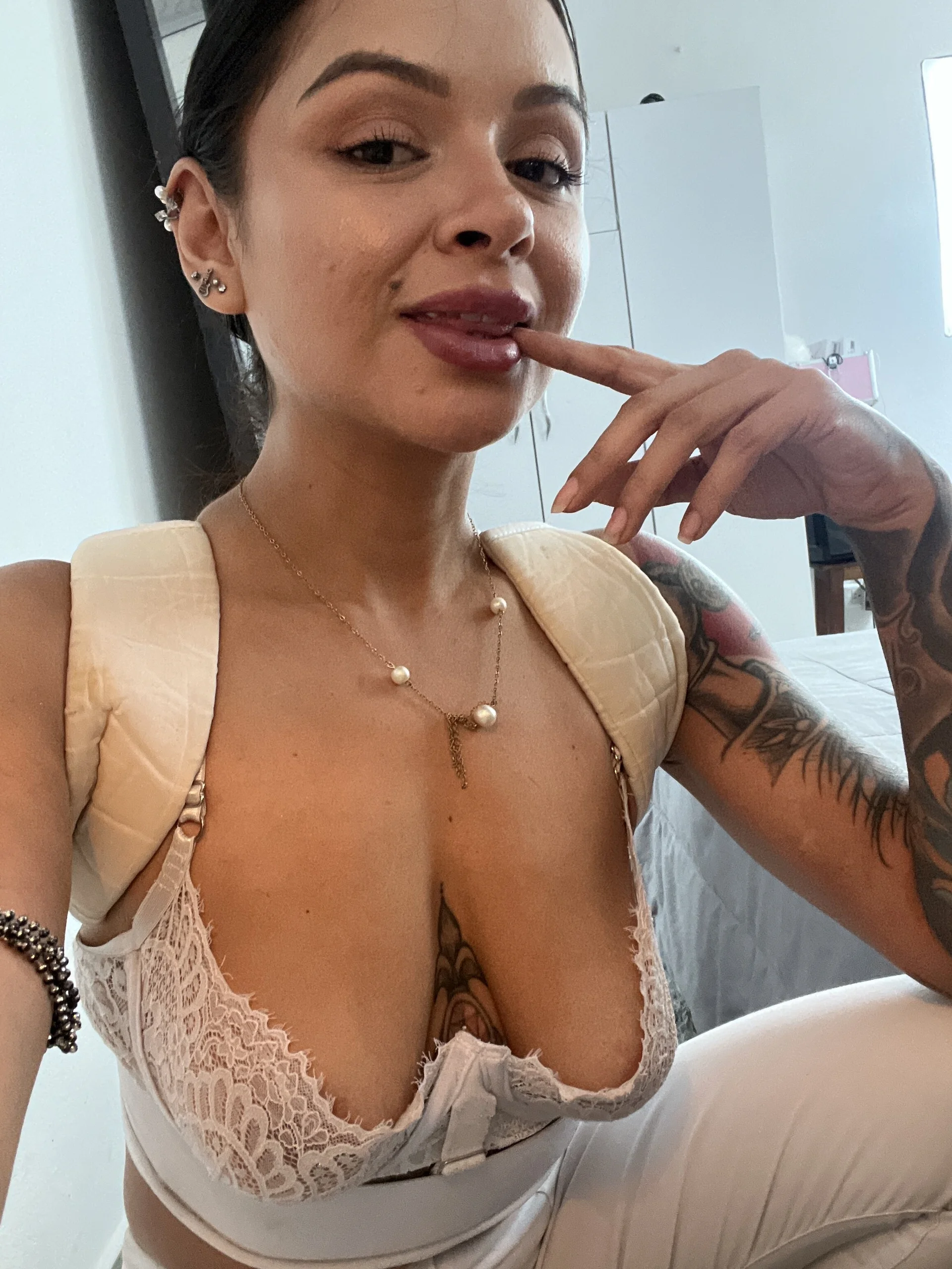 XXX Porn Photo of Nude Selena_G69 995