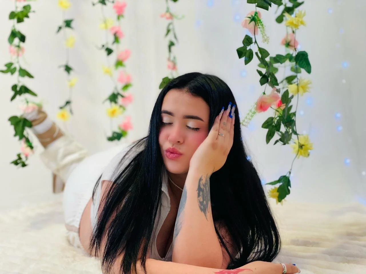 XXX Porn Photo of Nude Victoria_Rossy 14