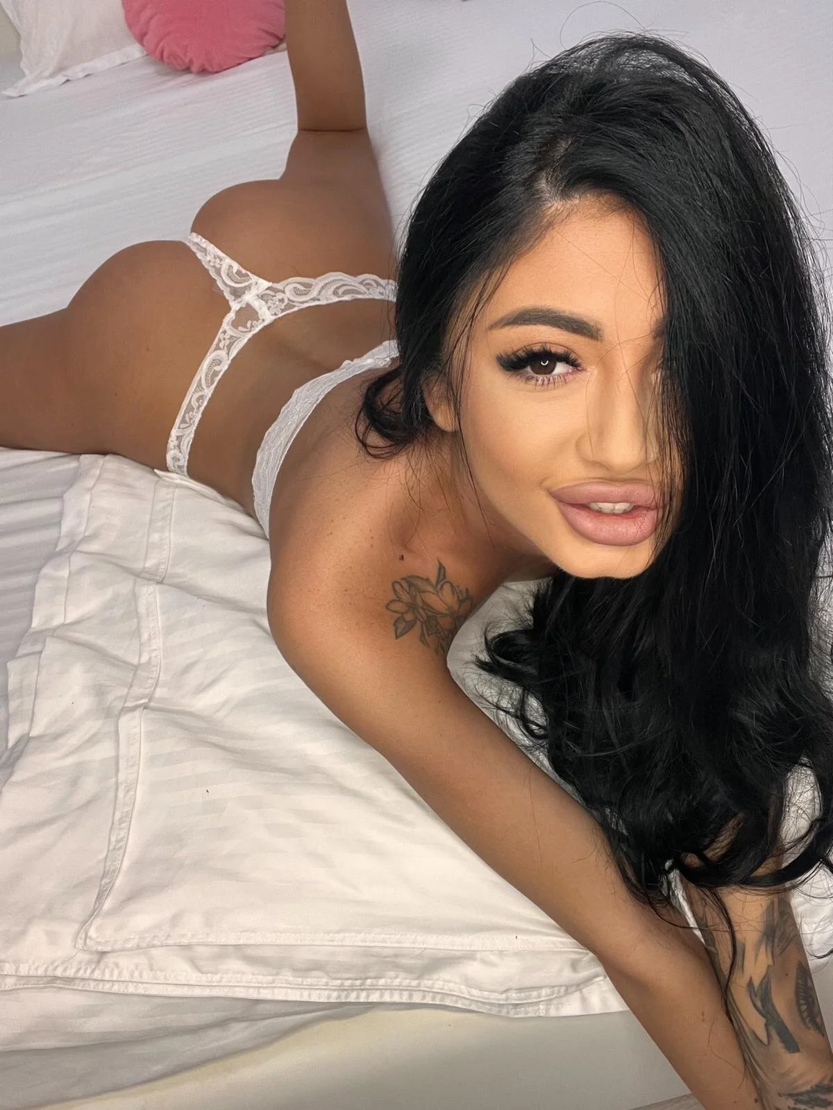 XXX Porn Photo of Nude MadisonKroft 19
