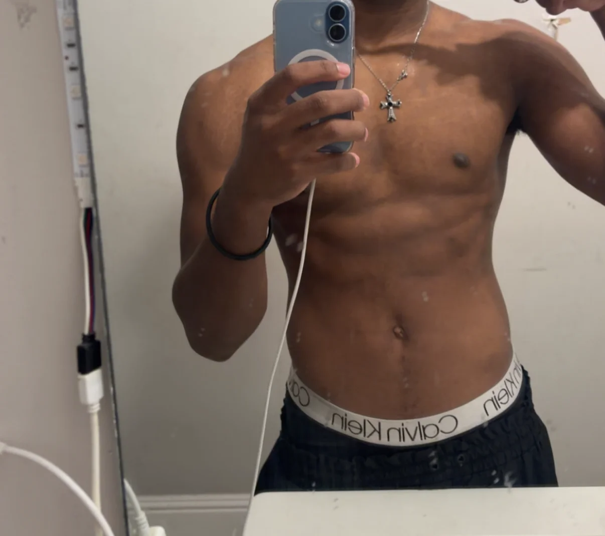 XXX Porn Photo of Nude d1hornyathlete 4