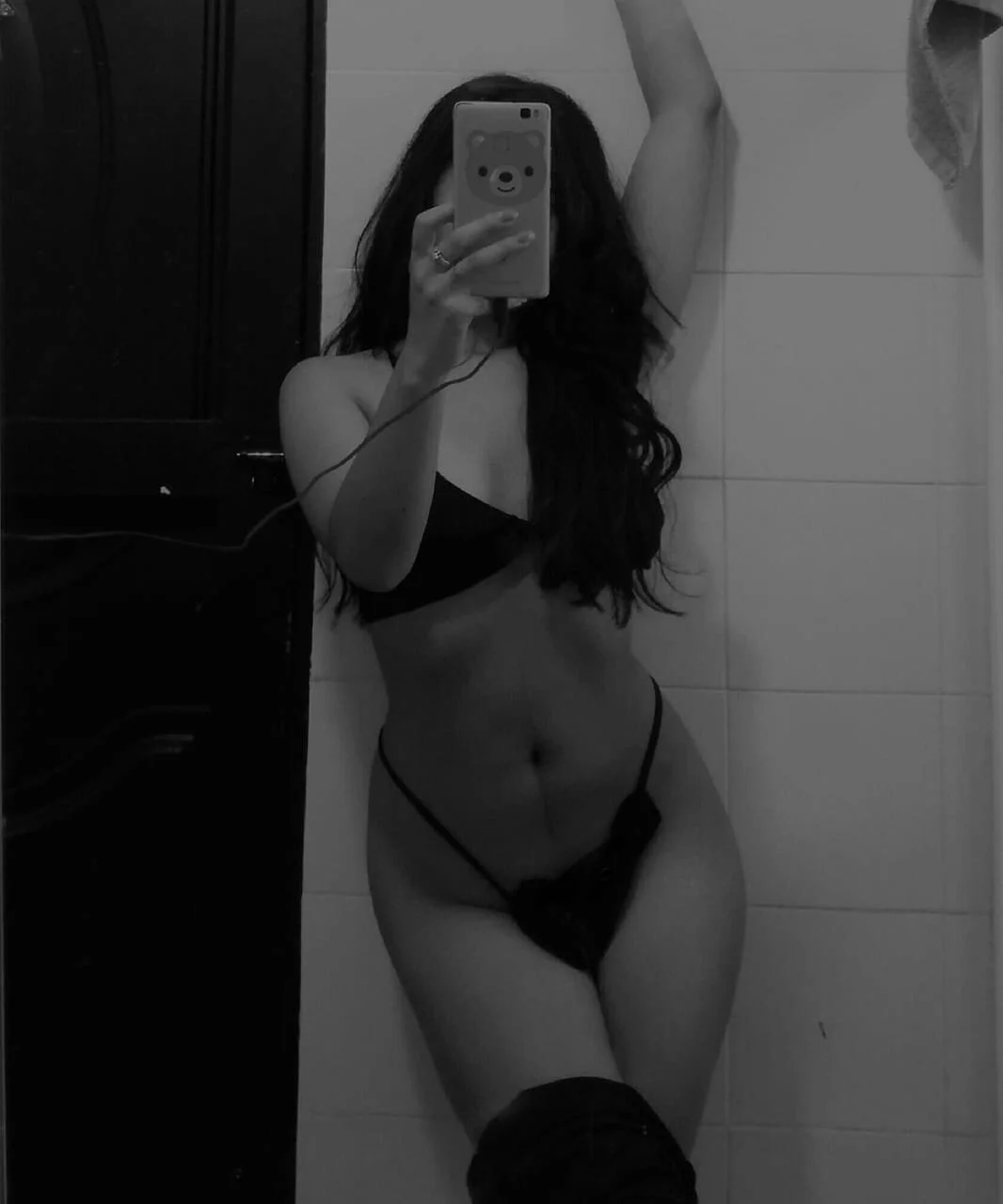 XXX Porn Photo of Nude ScarlettandBennn 6