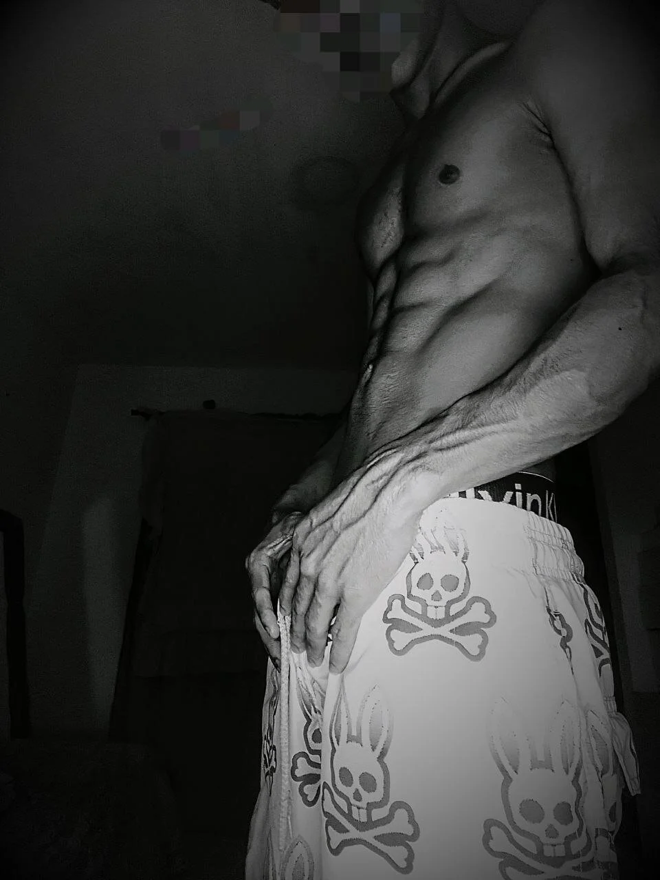XXX Porn Photo of Nude thecamilo 7