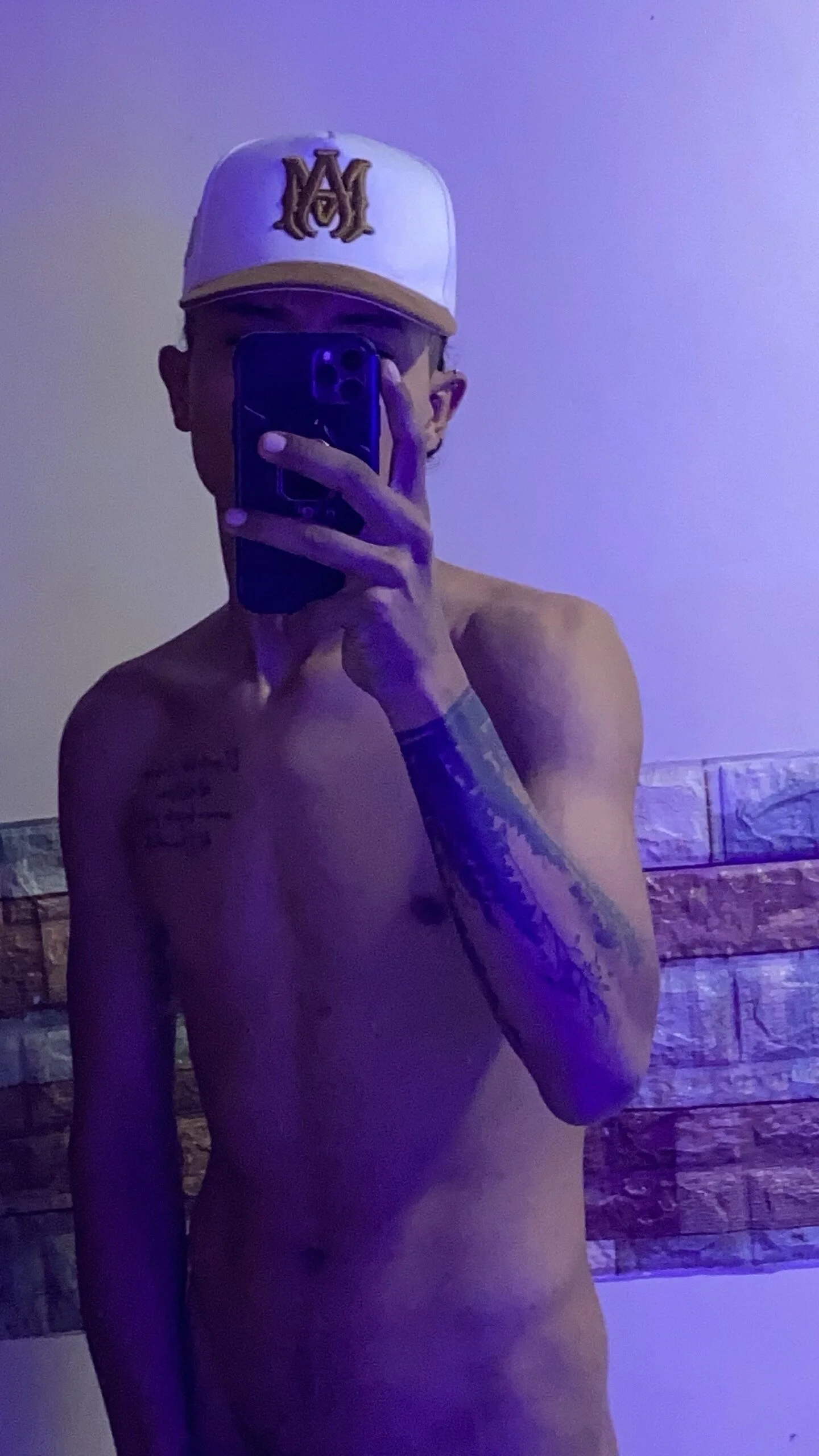 XXX Porn Photo of Nude Edward_Milleer 29