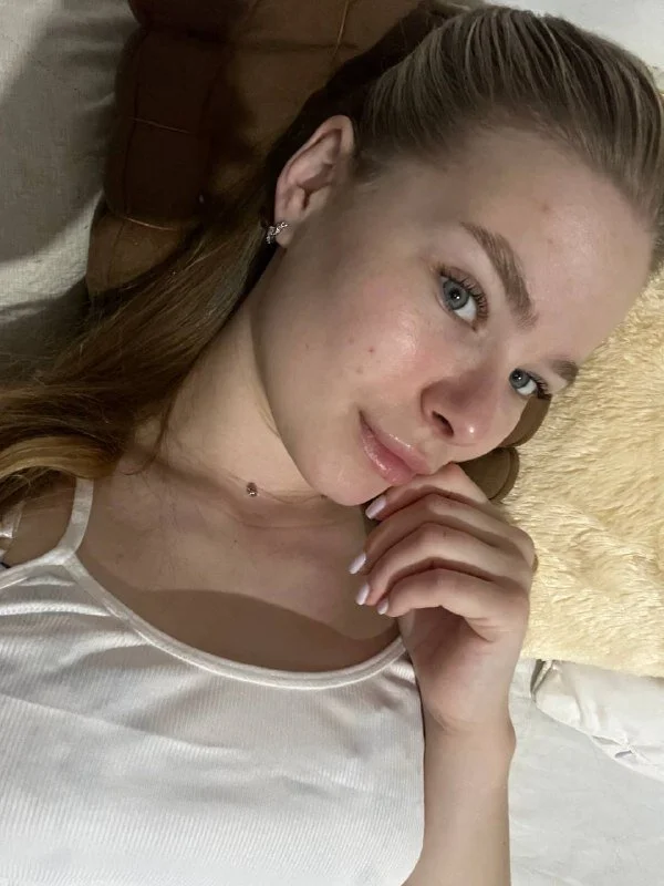 XXX Porn Photo of Nude Icehoneybyte 1