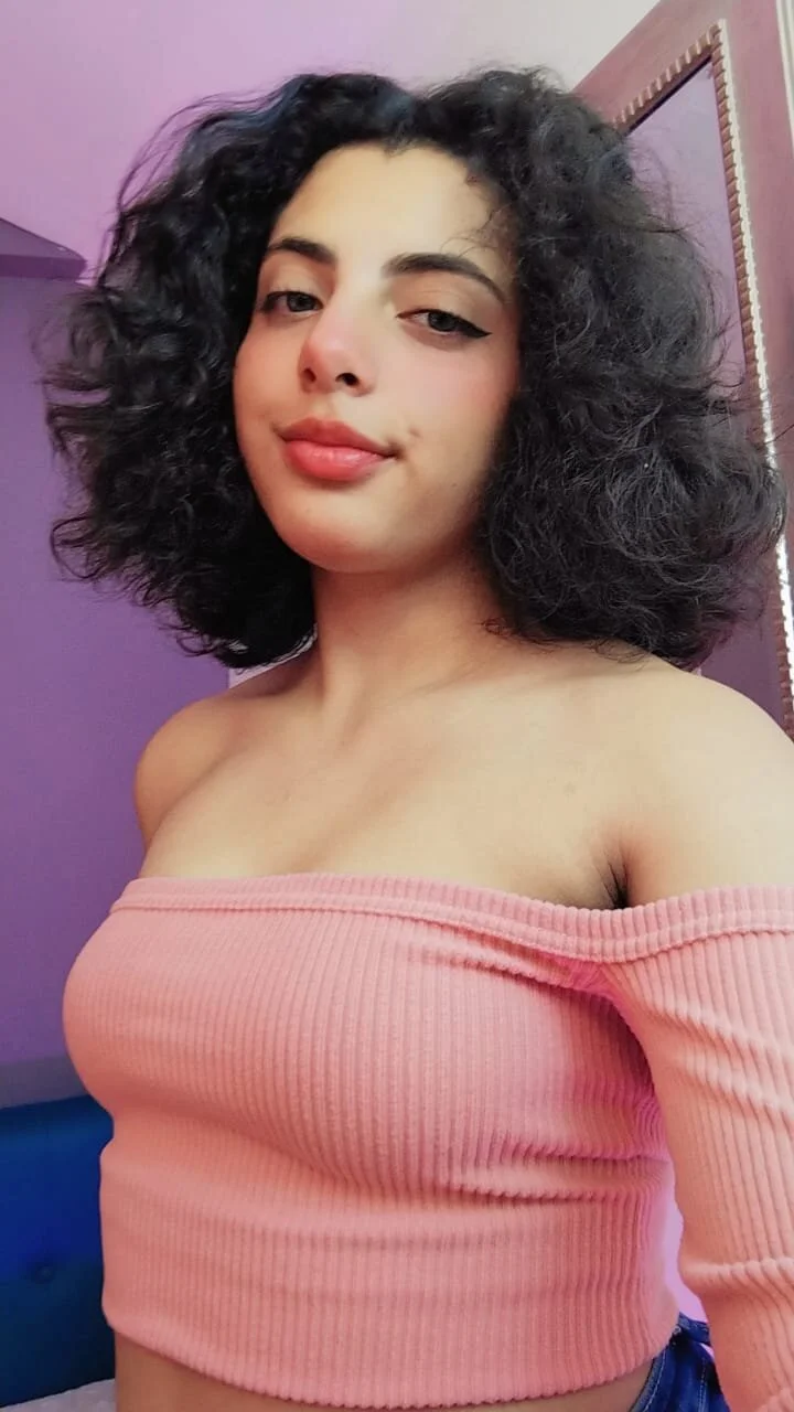 XXX Porn Photo of Nude Alessiia__ 26