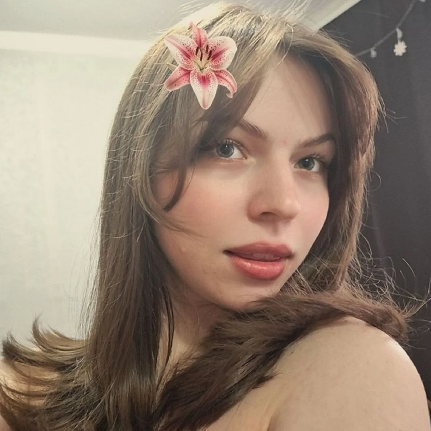 XXX Porn Photo of Nude LesleySky 3