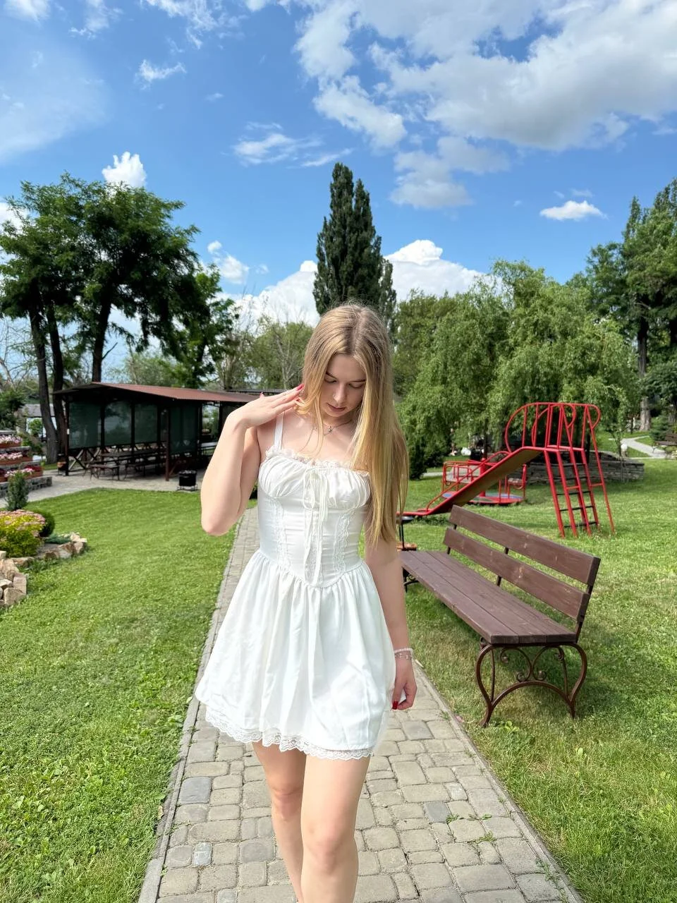 XXX Porn Photo of Nude HoneysPiee 13