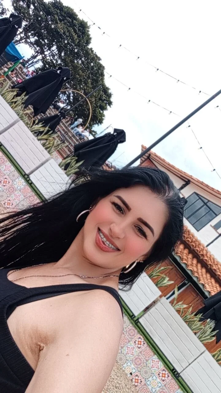 XXX Porn Photo of Nude anthonela_garda 1
