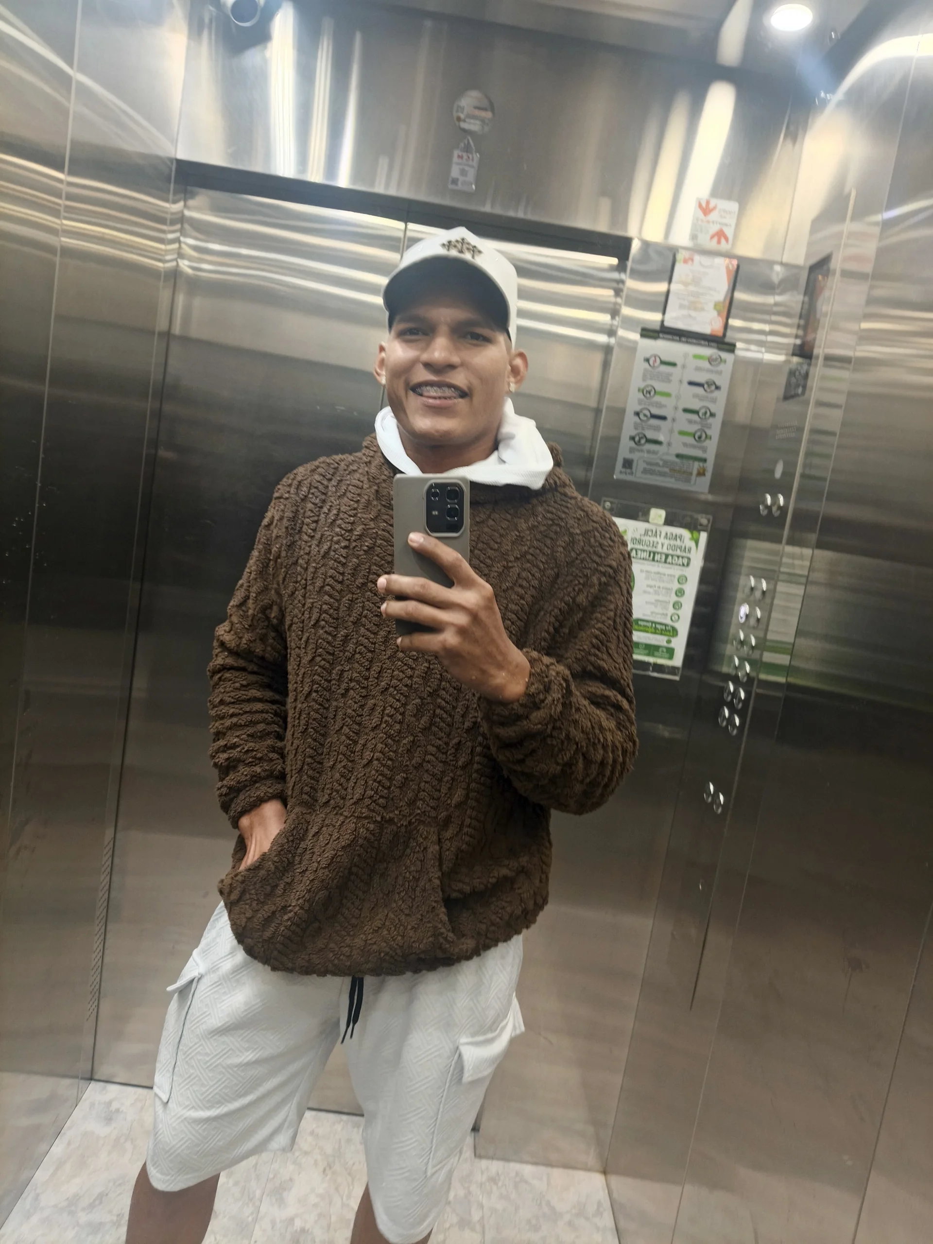 XXX Porn Photo of Nude Juniorluzardo 4