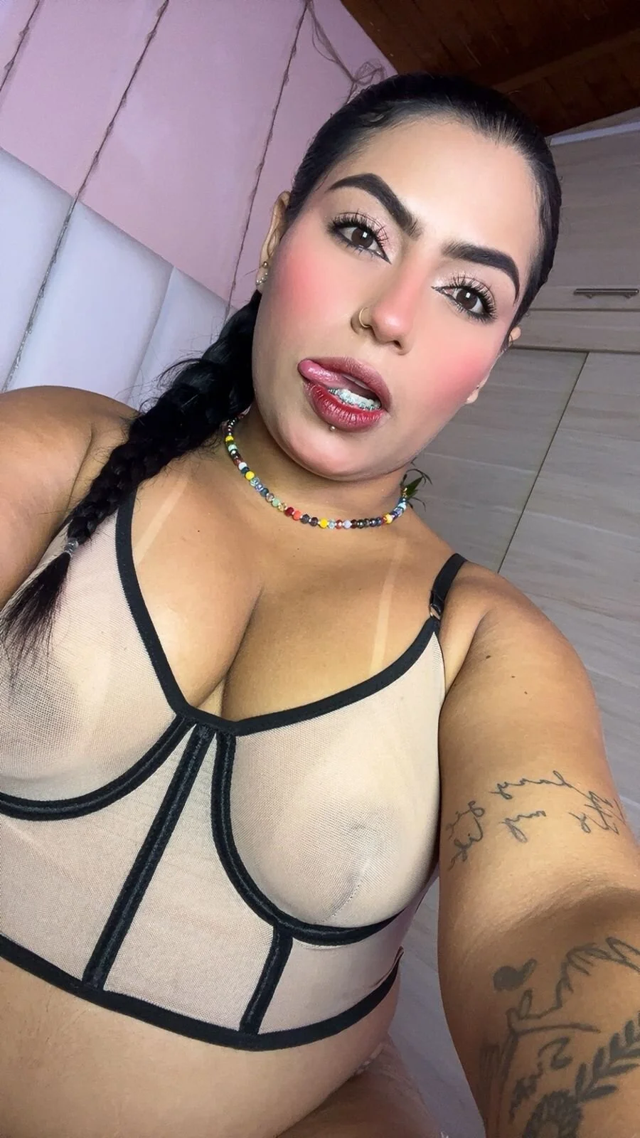 XXX Porn Photo of Nude kiana_cream 748