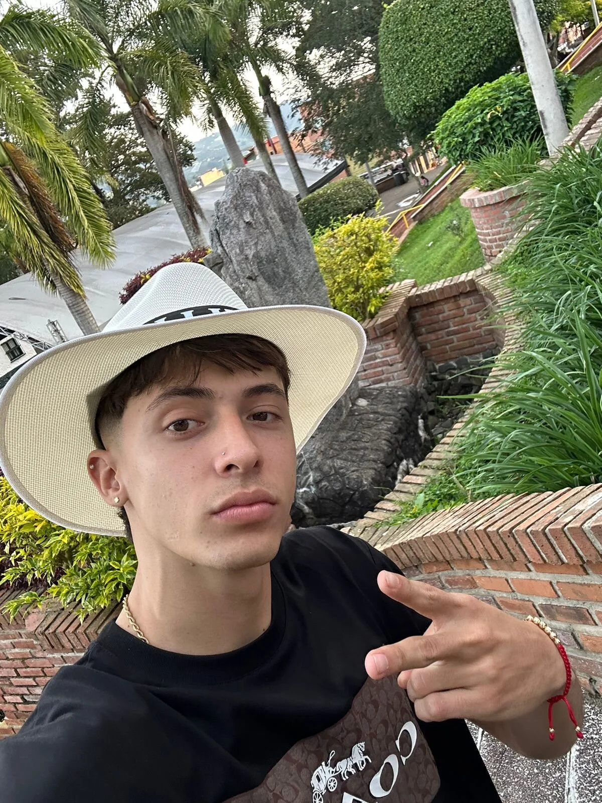 XXX Porn Photo of Nude AlessandroDybala 42
