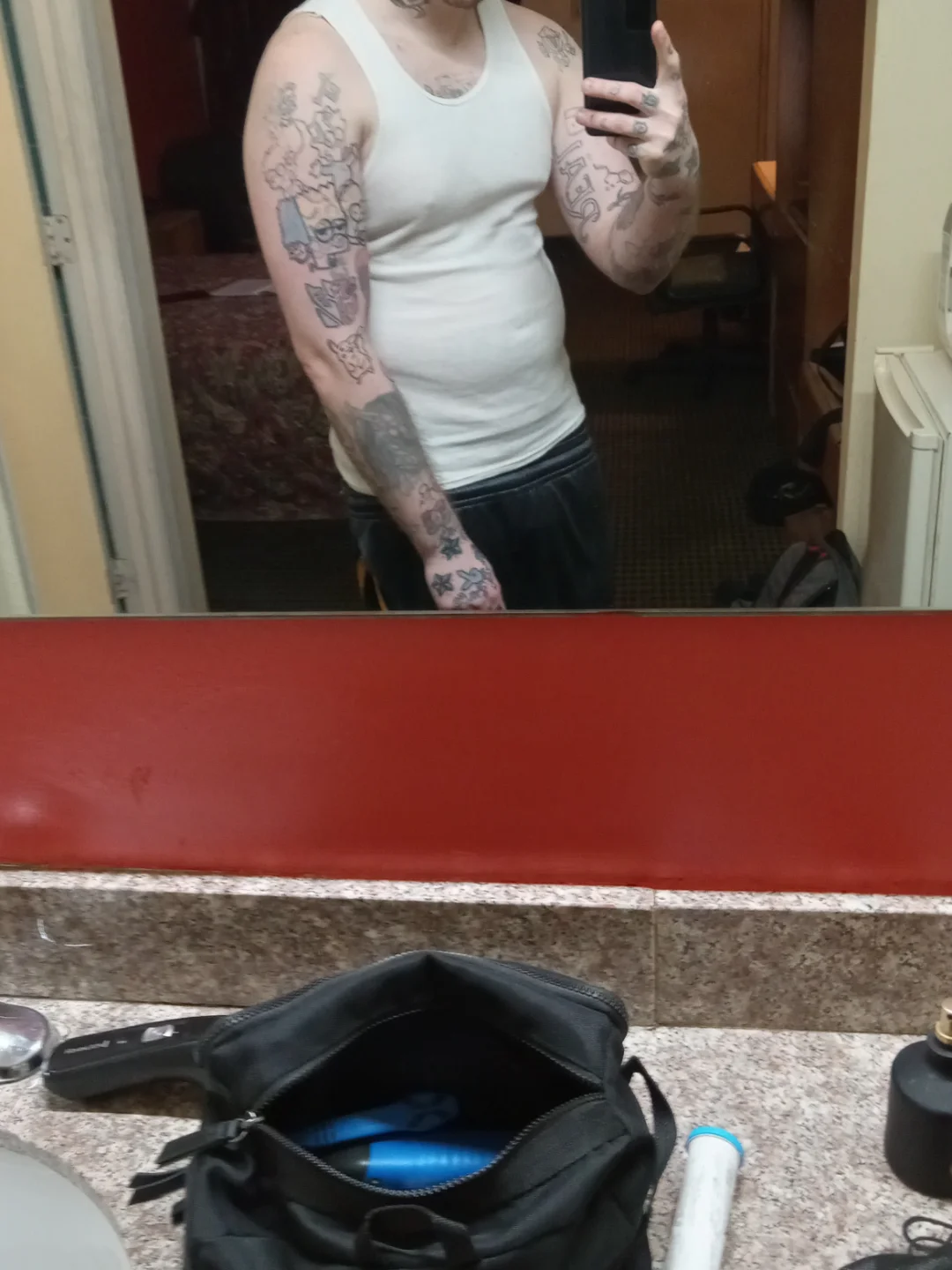 XXX Porn Photo of Nude SWAGGDaddy93 2