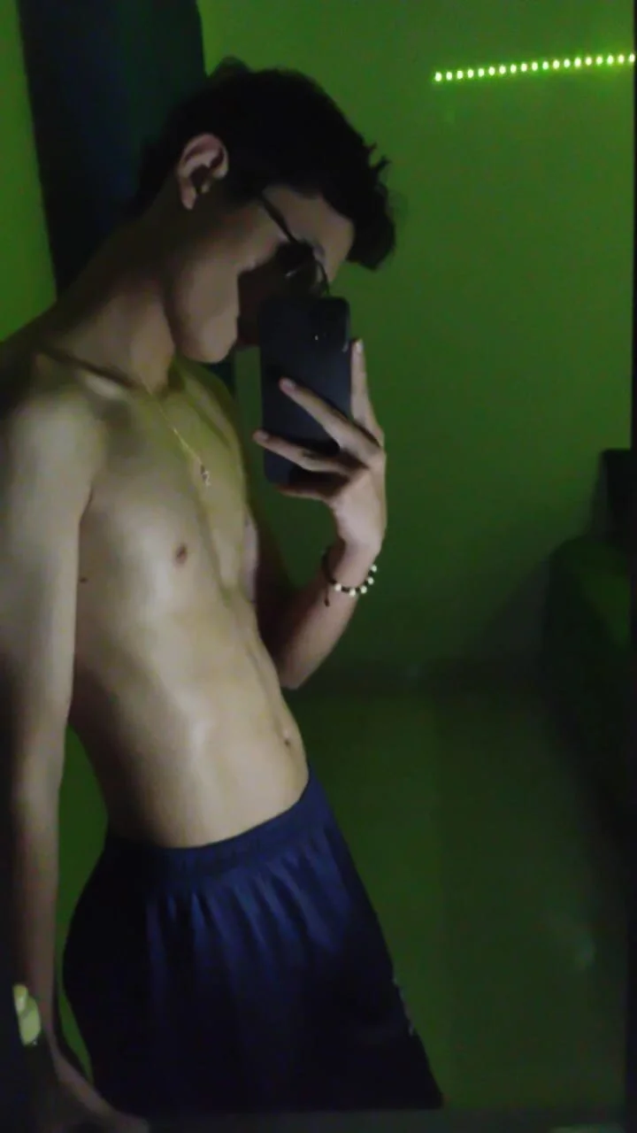 XXX Porn Photo of Nude SantiagoRusso18 1