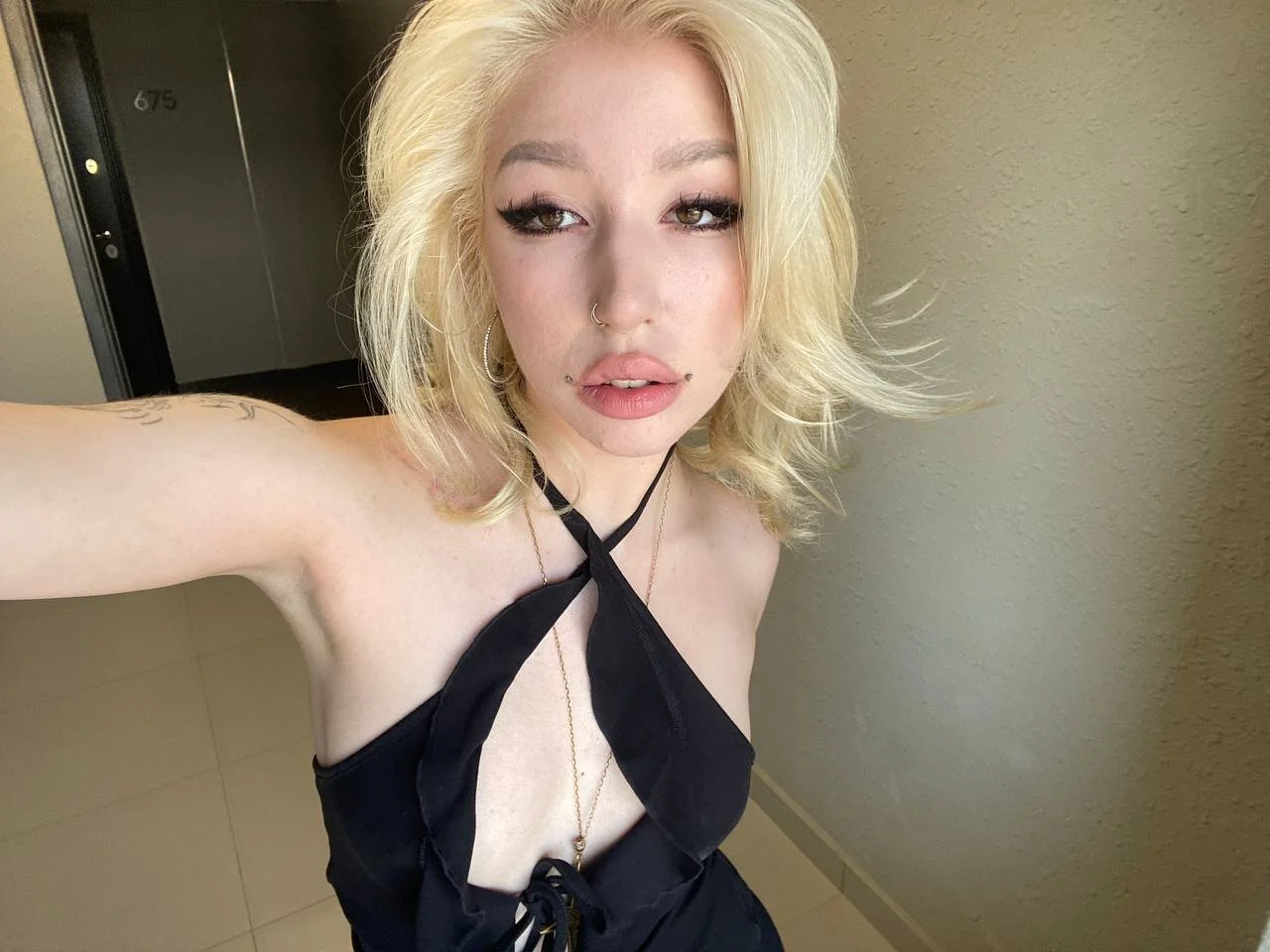 XXX Porn Photo of Nude SallyCha 21