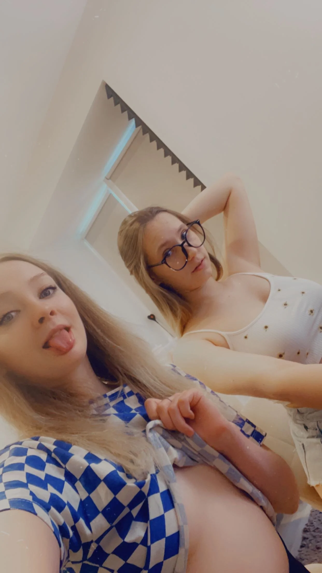 XXX Porn Photo of Nude Radiants_two 27