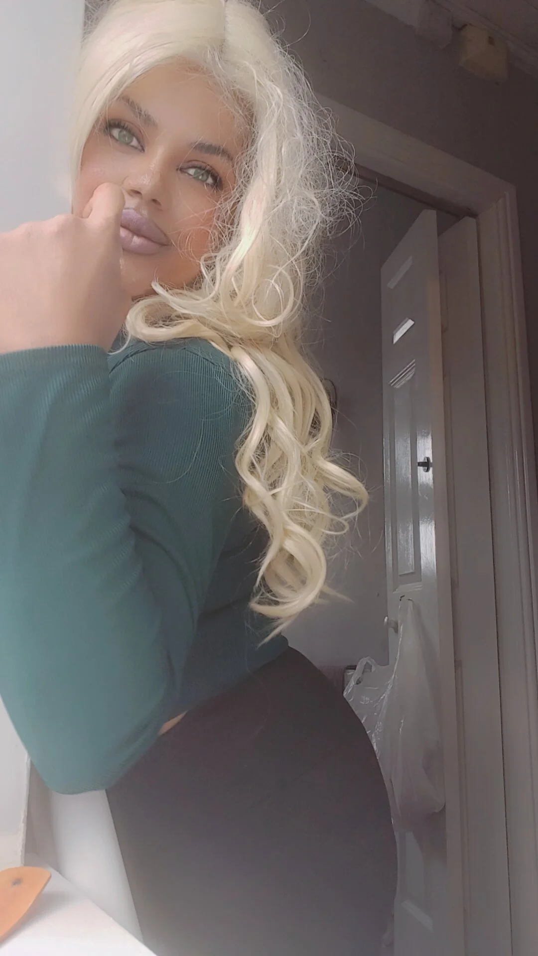 XXX Porn Photo of Nude Ch3lkarmz 20
