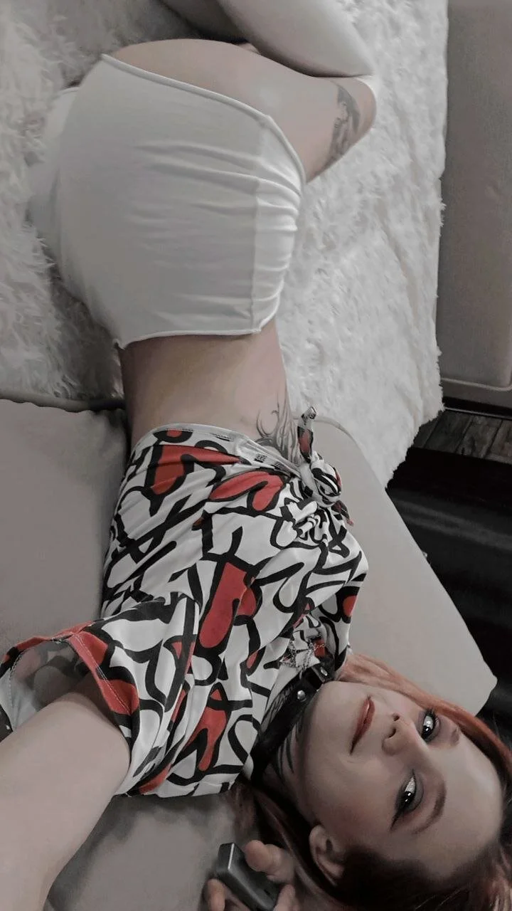 XXX Porn Photo of Nude ShadowEllie 31