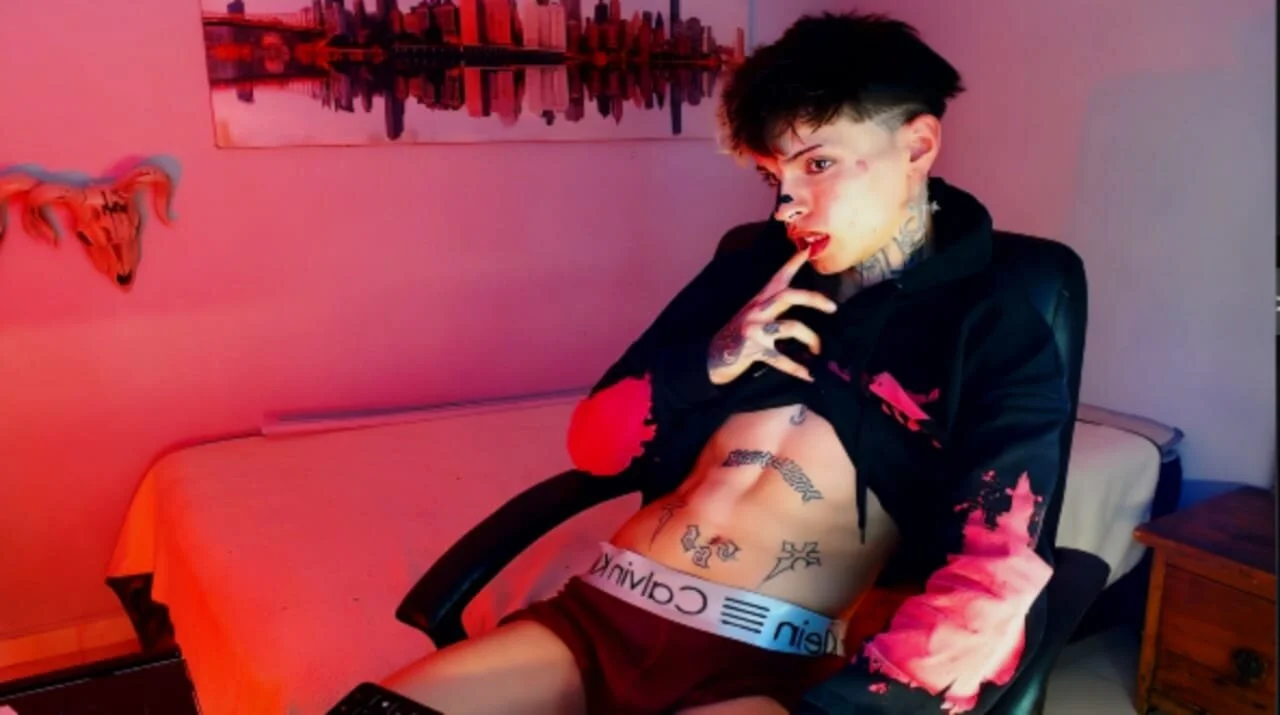 XXX Porn Photo of Nude prince_x_dark 1