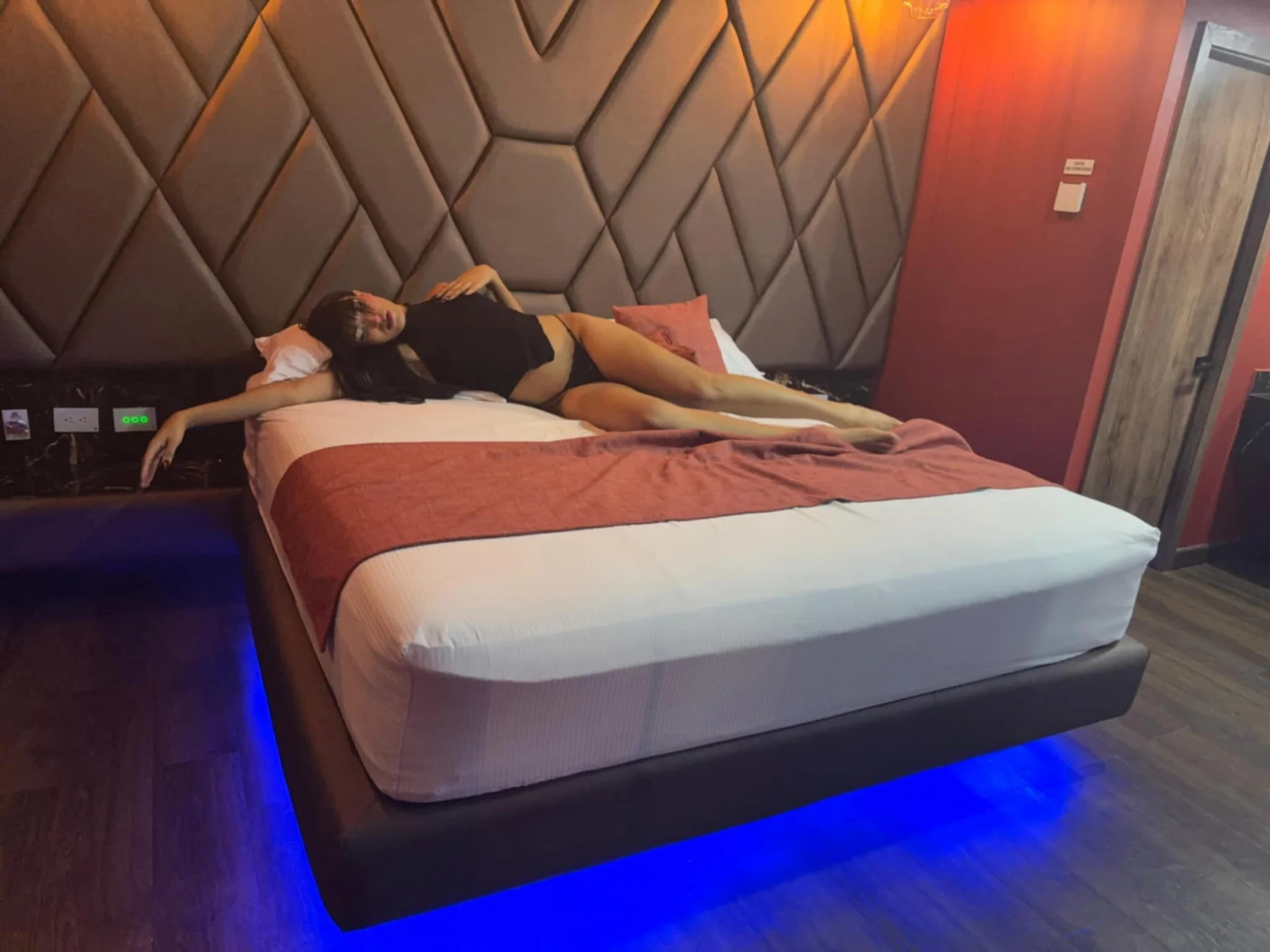 XXX Porn Photo of Nude kaiataylor 8