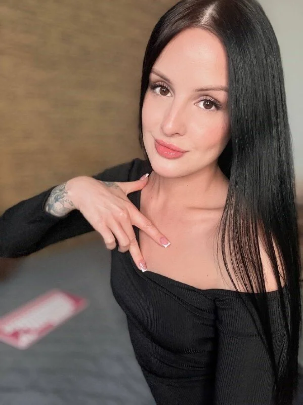 XXX Porn Photo of Nude Evaryn 20