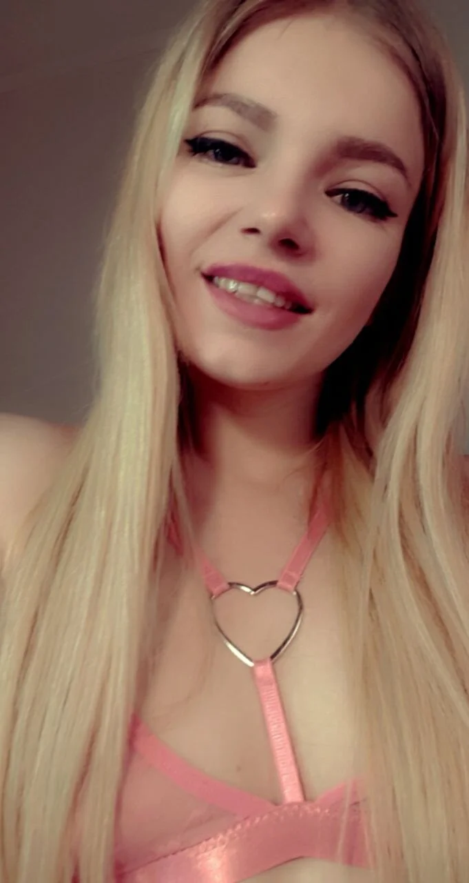 XXX Porn Photo of Nude Lily_Daviss 19