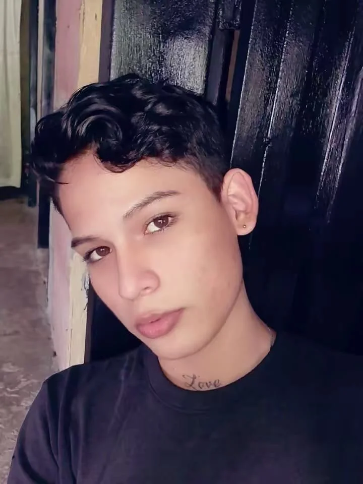 XXX Porn Photo of Nude Brian_hot 5