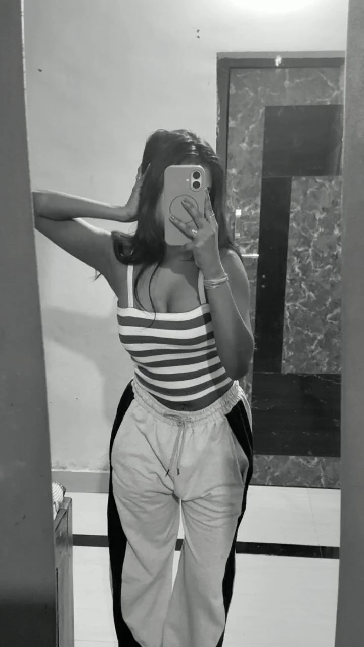 XXX Porn Photo of Nude Roohbabe 15