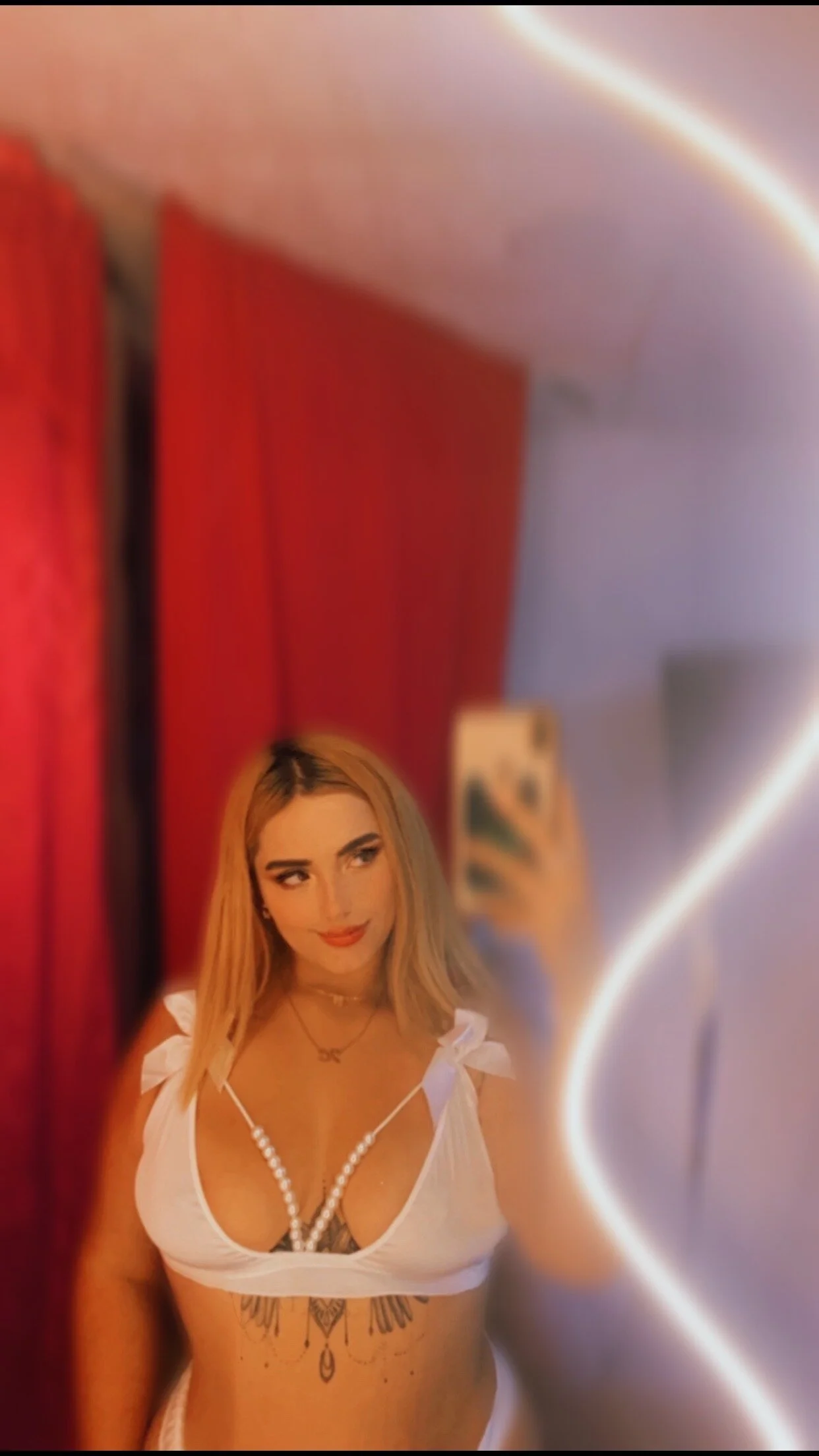 XXX Porn Photo of Nude Mia_Rose22 17