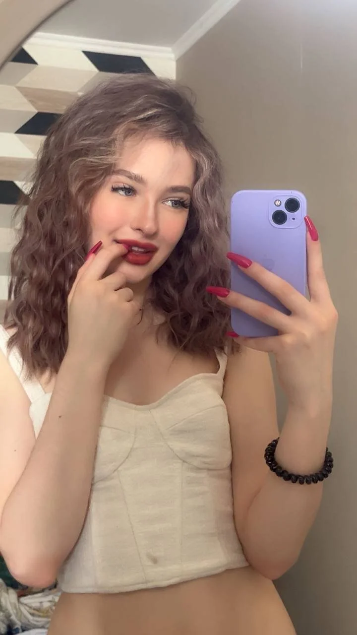 XXX Porn Photo of Nude TinselFox 2