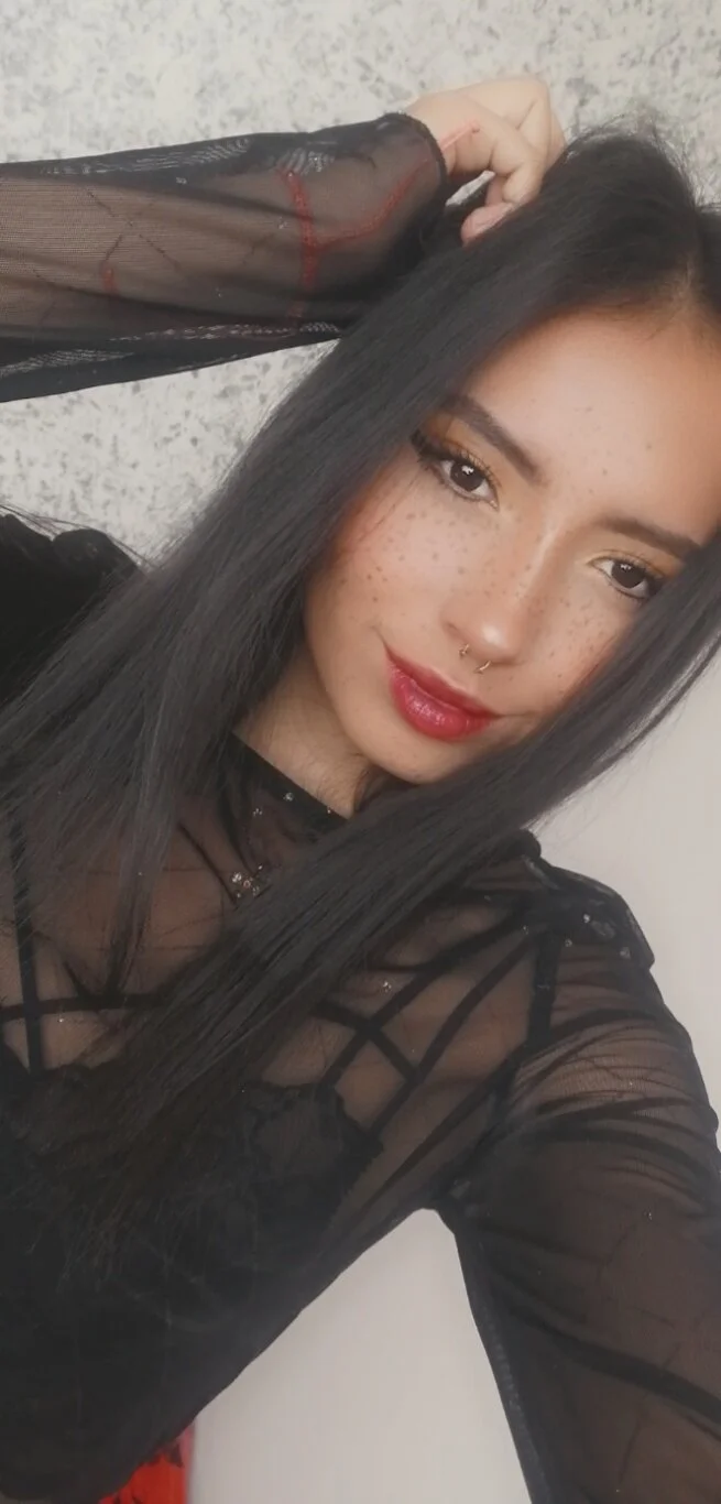 XXX Porn Photo of Nude wild_kittys 1