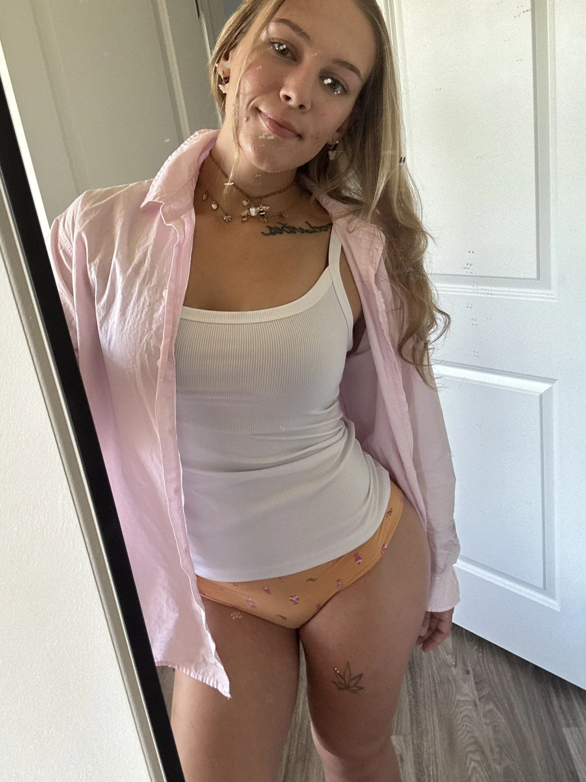 XXX Porn Photo of Nude A1lesandra3 21
