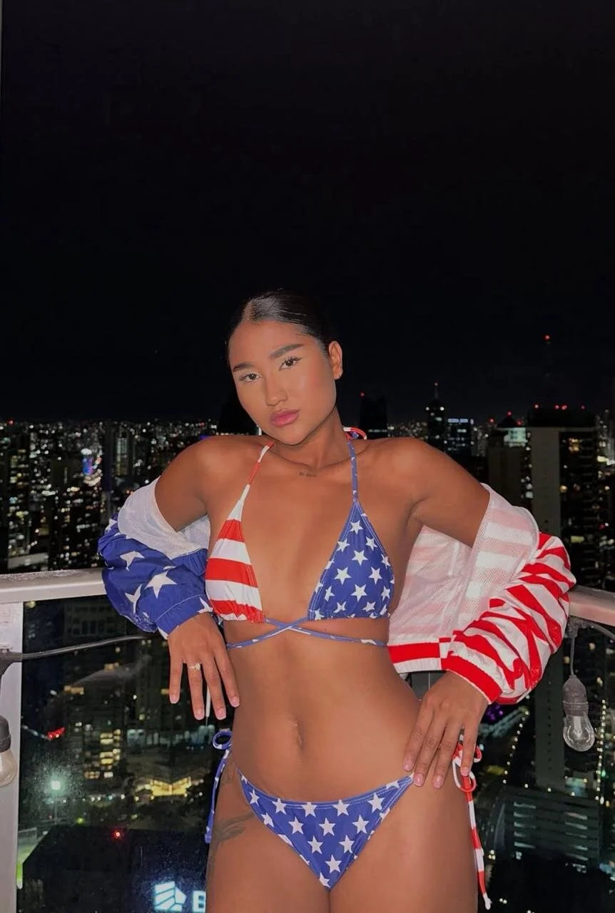 XXX Porn Photo of Nude suzysuzza 13