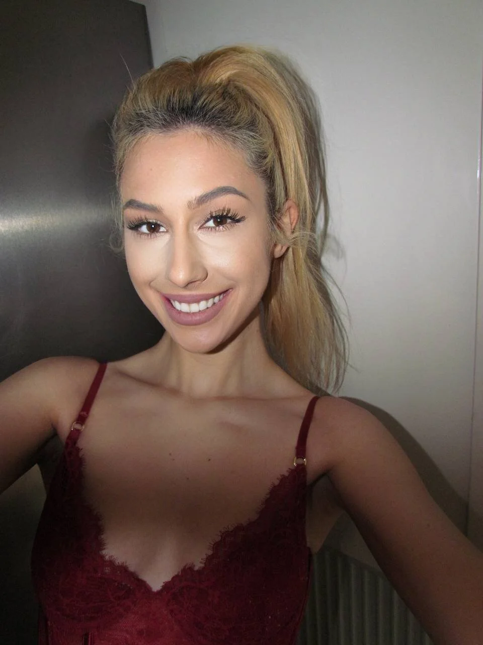XXX Porn Photo of Nude Belle_Blondy 4