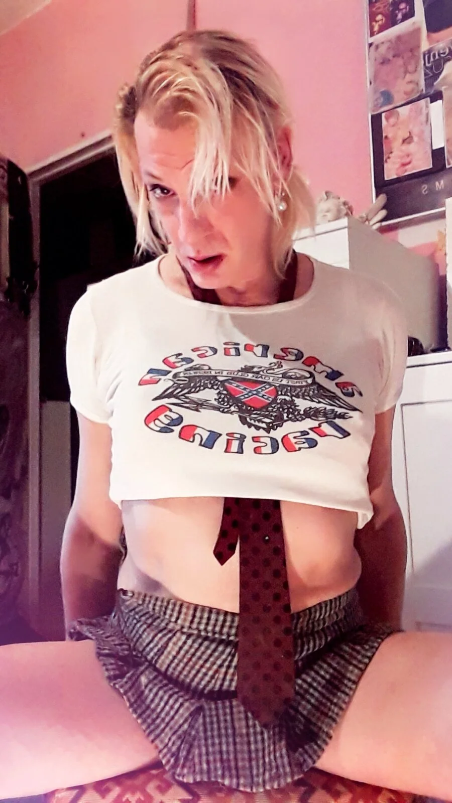 XXX Porn Photo of Nude LadyCrossSuza 44