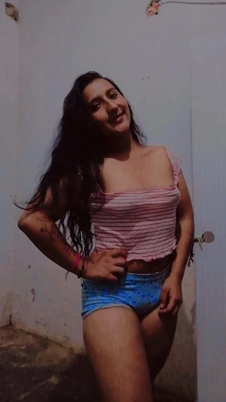 XXX Porn Photo of Nude Loren_sw 9