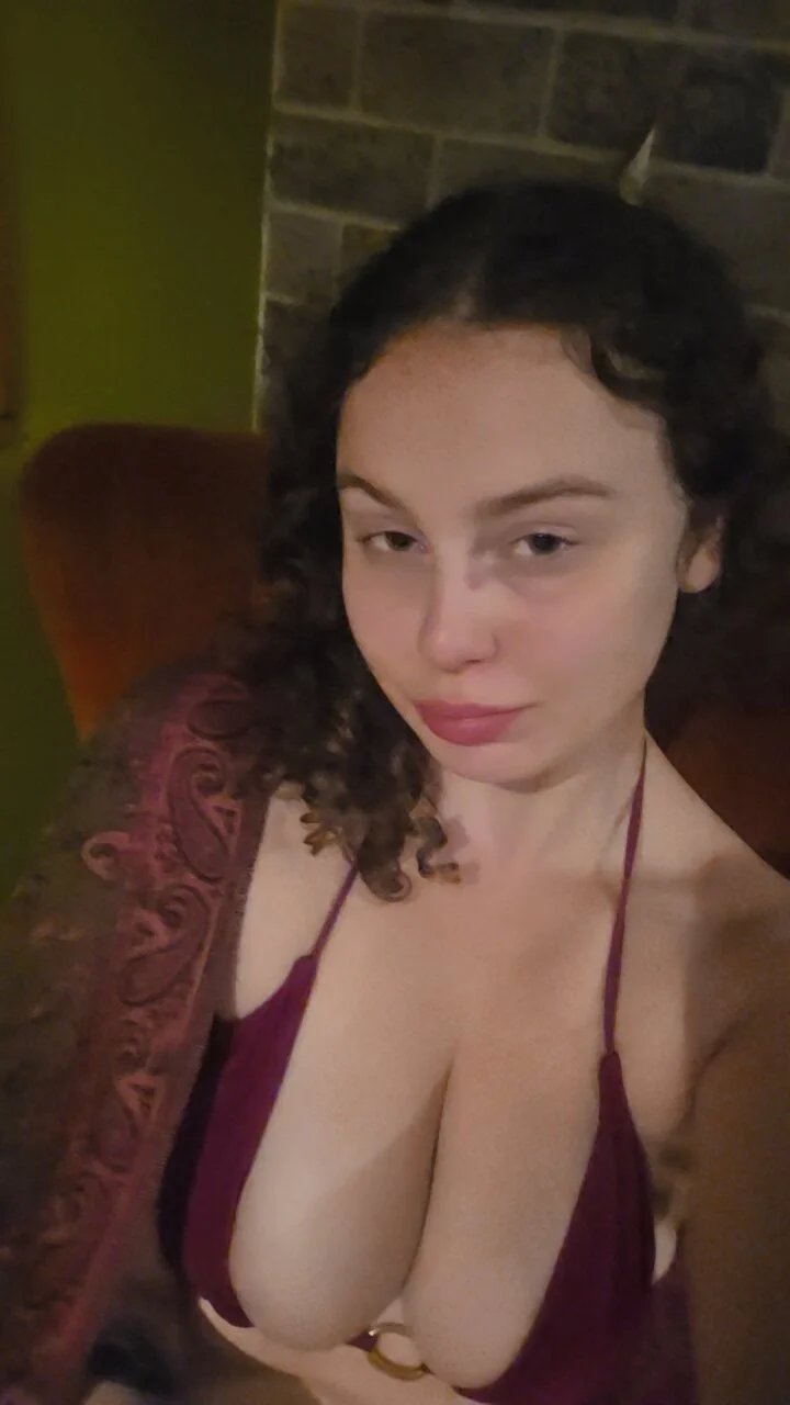 XXX Porn Photo of Nude xoxoameliarose 6