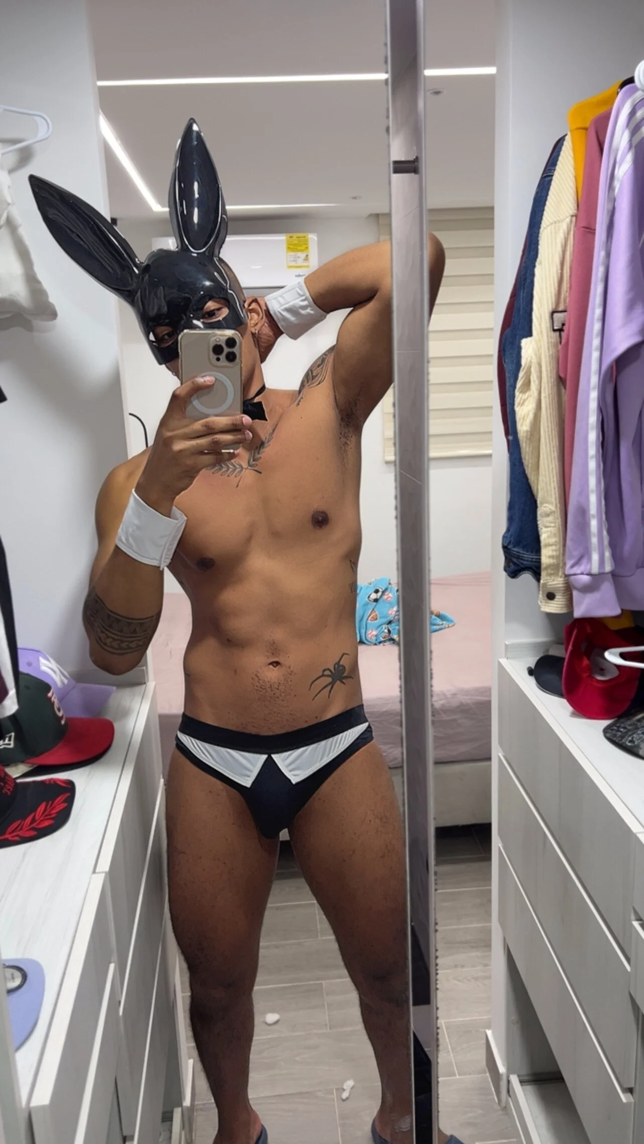 XXX Porn Photo of Nude TROYWESLY- 46