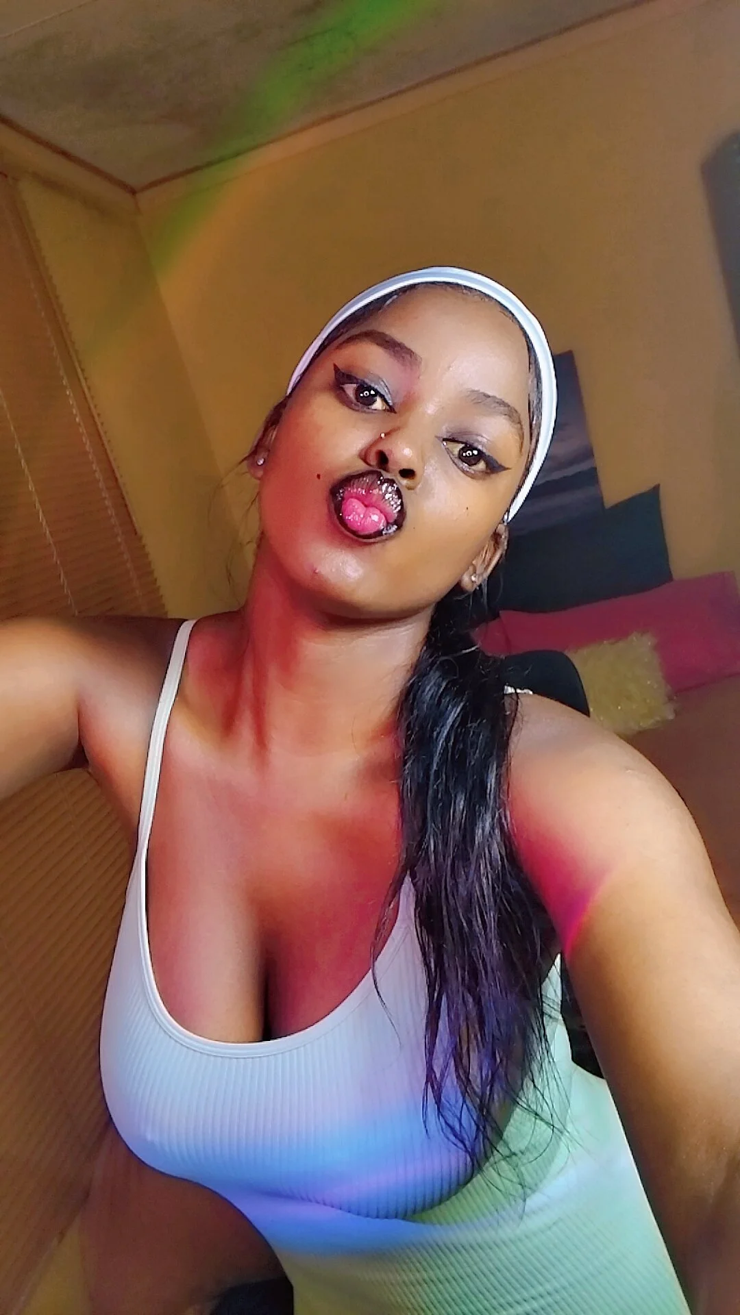 XXX Porn Photo of Nude NawtyLisa 6