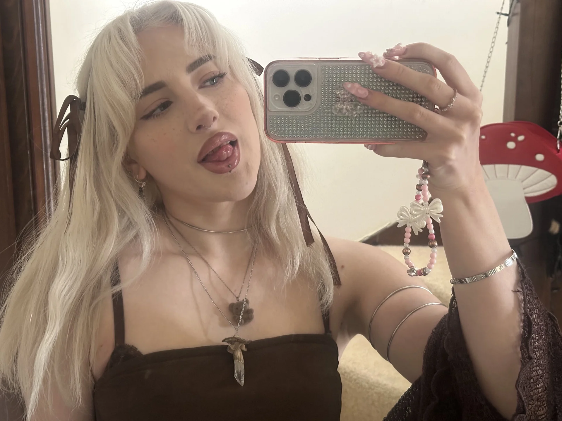 XXX Porn Photo of Nude SunflowerDoll 1