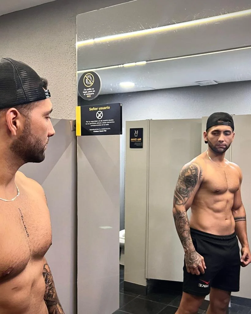 XXX Porn Photo of Nude alex_oficial 14
