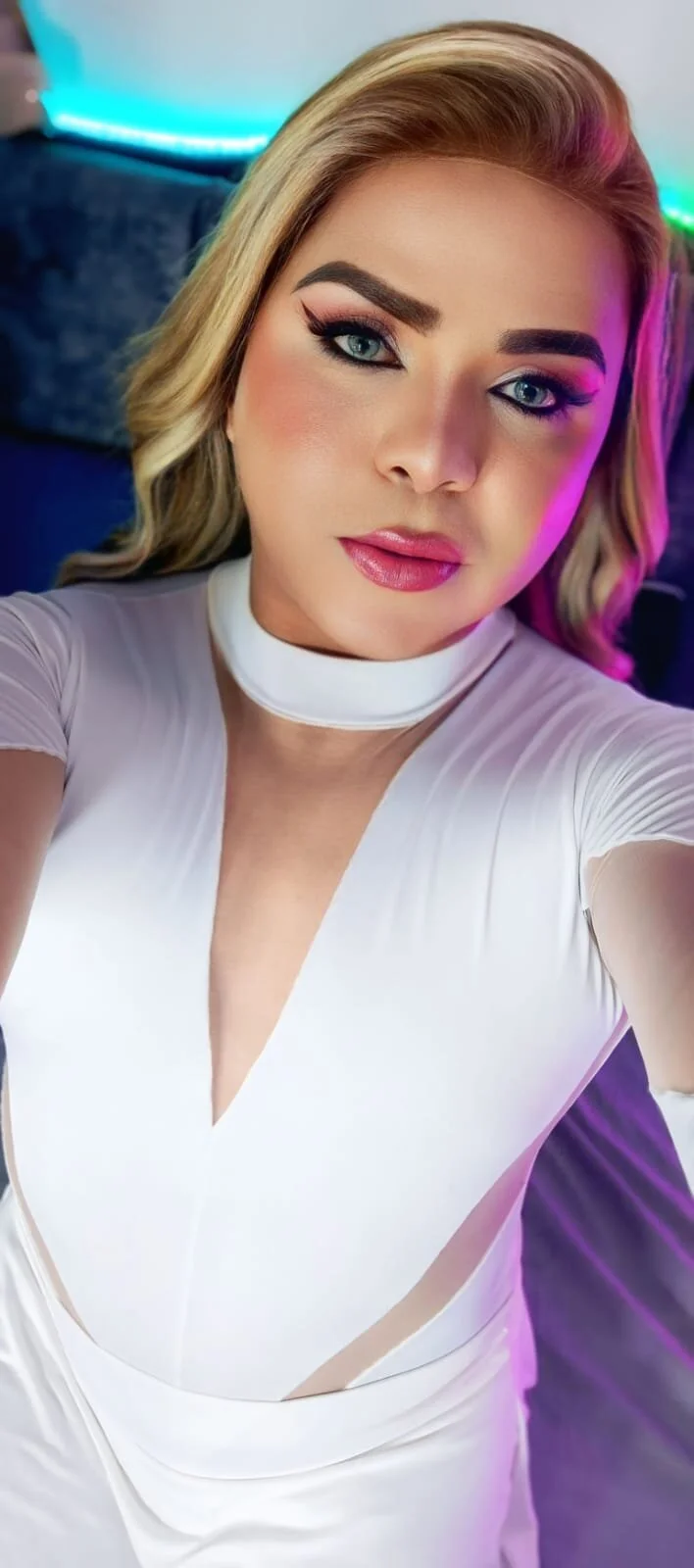 XXX Porn Photo of Nude IvettePetit 9