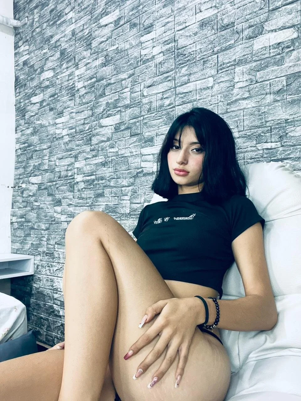 XXX Porn Photo of Nude Naughty_GilrW 10