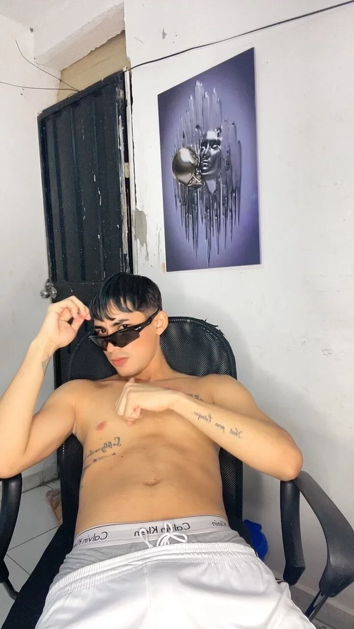 XXX Porn Photo of Nude boy_latino_sex 1