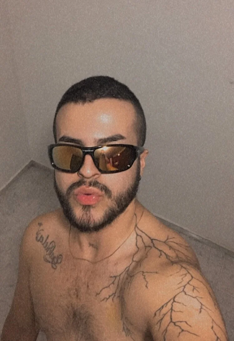 XXX Porn Photo of Nude JhanHeat 4