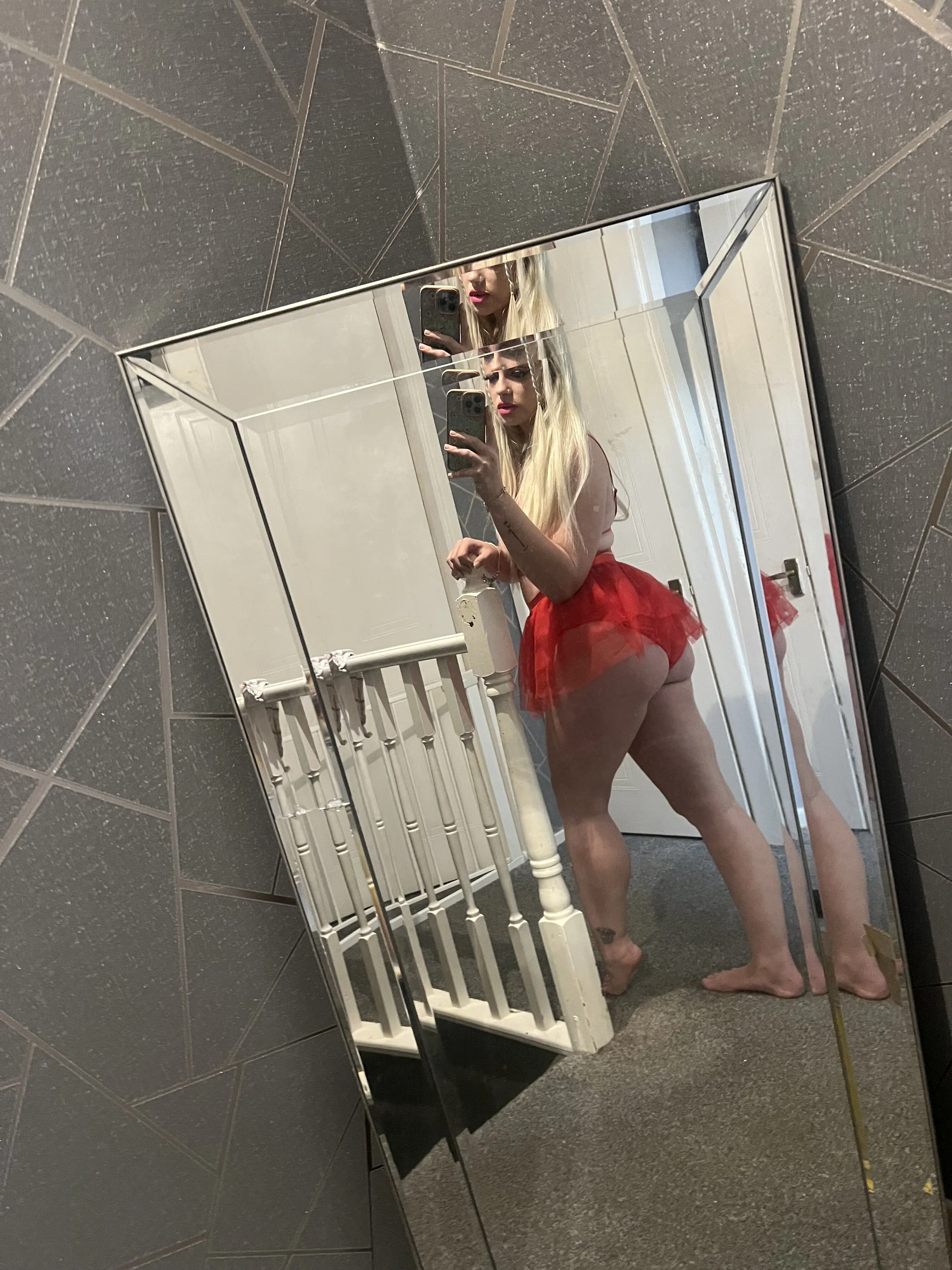 XXX Porn Photo of Nude Annie_Louise 3