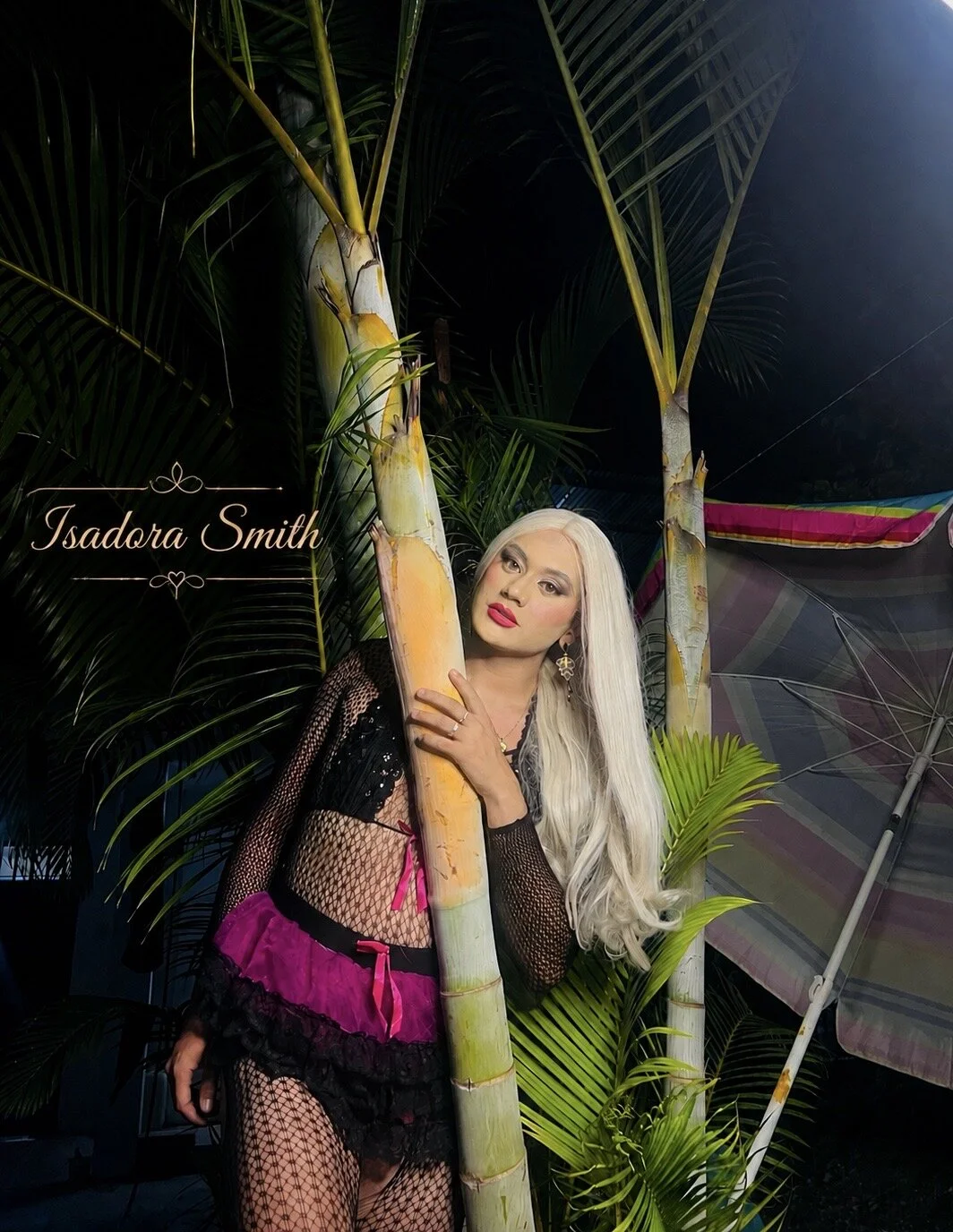 XXX Porn Photo of Nude isadora_smith 1
