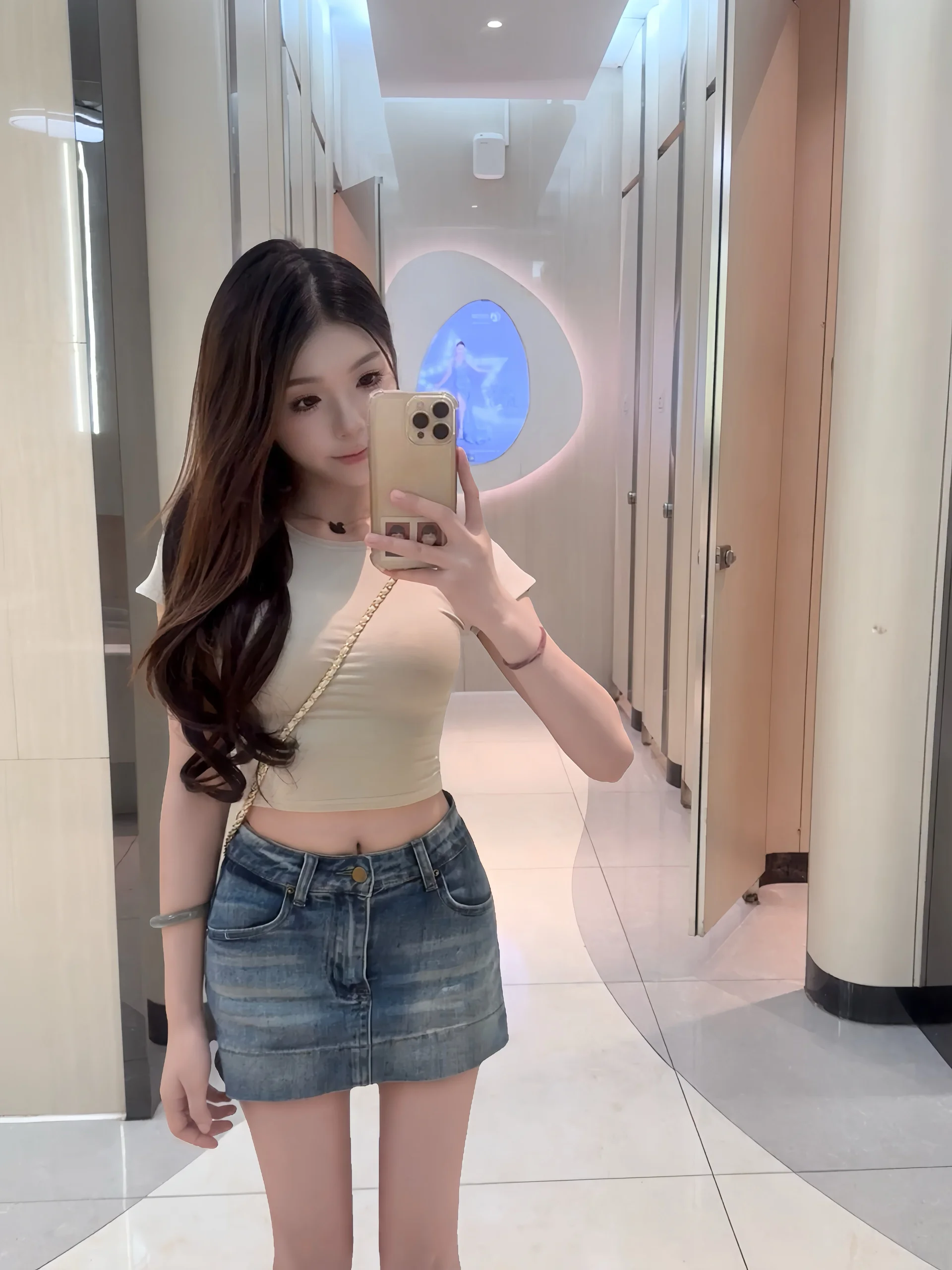 XXX Porn Photo of Nude LinLin_cpp 3